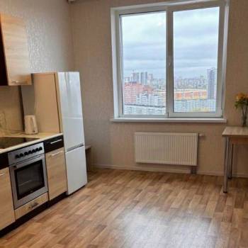 Сдается 1-комнатная квартира, 37 м²