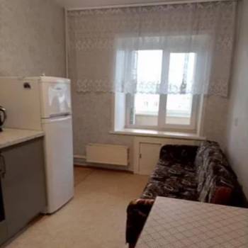 Сдается 1-комнатная квартира, 39 м²