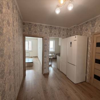 Продается 1-комнатная квартира, 37,8 м²