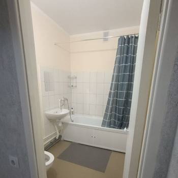Сдается 1-комнатная квартира, 41,9 м²