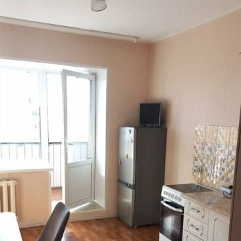 Сдается 1-комнатная квартира, 46 м²