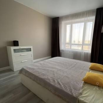 Сдается 1-комнатная квартира, 42 м²
