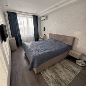 Сдается 2-х комнатная квартира, 70 м²