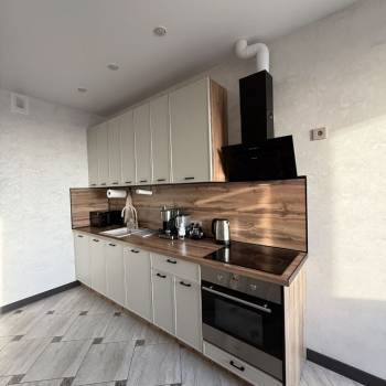 Сдается 2-х комнатная квартира, 70 м²