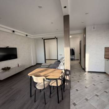 Сдается 2-х комнатная квартира, 70 м²