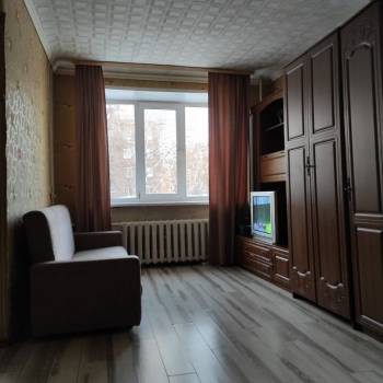 Сдается 1-комнатная квартира, 35 м²