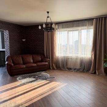 Сдается 2-х комнатная квартира, 71 м²