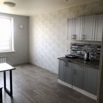 Сдается 1-комнатная квартира, 37 м²