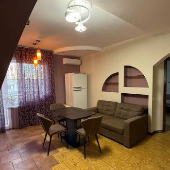 Продается Многокомнатная квартира, 94 м²