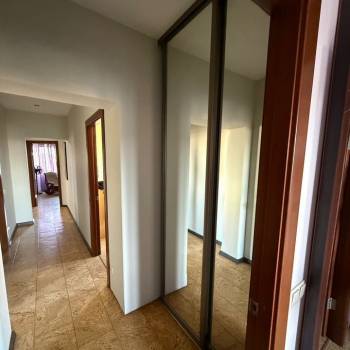 Продается Многокомнатная квартира, 94 м²