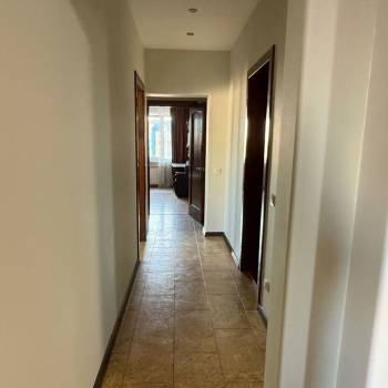 Продается Многокомнатная квартира, 94 м²