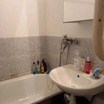 Продается 1-комнатная квартира, 38 м²