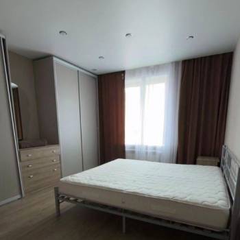 Сдается Многокомнатная квартира, 80 м²