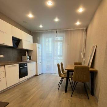 Сдается Многокомнатная квартира, 80 м²