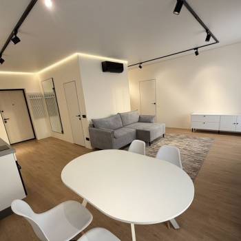 Продается 3-х комнатная квартира, 82 м²