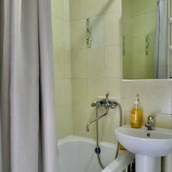 Продается 1-комнатная квартира, 34 м²