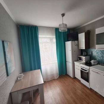 Сдается 1-комнатная квартира, 41 м²