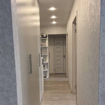Продается Многокомнатная квартира, 75,1 м²