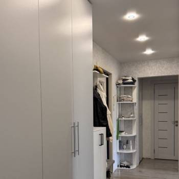 Продается Многокомнатная квартира, 75,1 м²