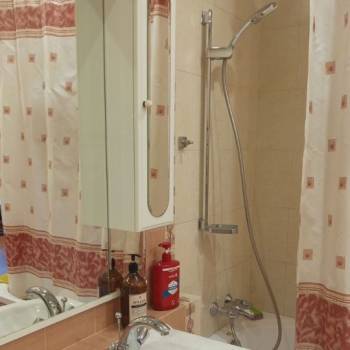 Сдается 1-комнатная квартира, 67 м²