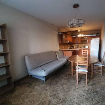 Сдается 1-комнатная квартира, 67 м²