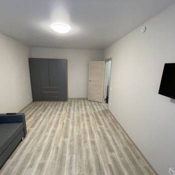 Сдается 1-комнатная квартира, 41 м²