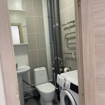 Сдается 1-комнатная квартира, 41 м²