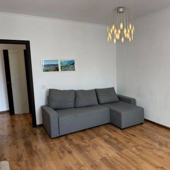Сдается 1-комнатная квартира, 42 м²