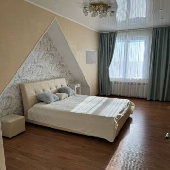 Сдается Многокомнатная квартира, 87 м²