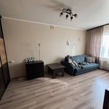 Продается 1-комнатная квартира, 33,4 м²