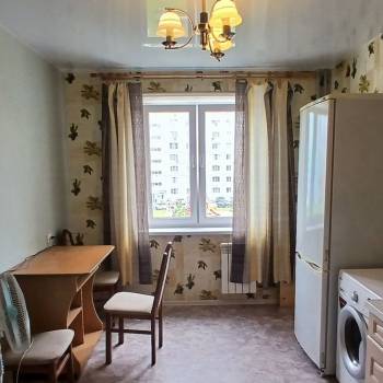 Сдается 1-комнатная квартира, 48 м²