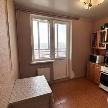 Продается 1-комнатная квартира, 44 м²