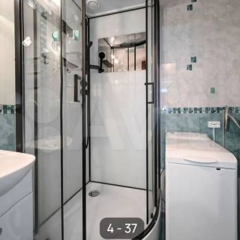 Продается Многокомнатная квартира, 80 м²