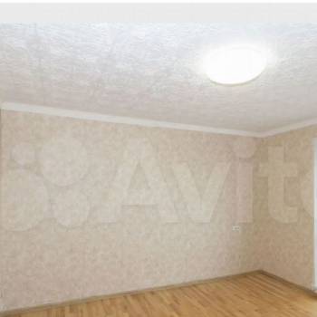 Продается Многокомнатная квартира, 80 м²
