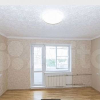 Продается Многокомнатная квартира, 80 м²