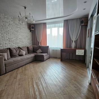 Сдается 2-х комнатная квартира, 59,6 м²