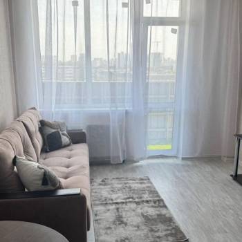 Сдается 1-комнатная квартира, 51,4 м²