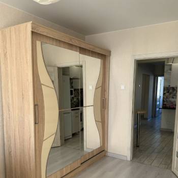 Сдается Многокомнатная квартира, 58,9 м²
