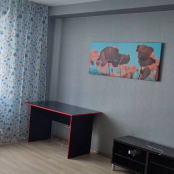 Сдается 1-комнатная квартира, 46 м²