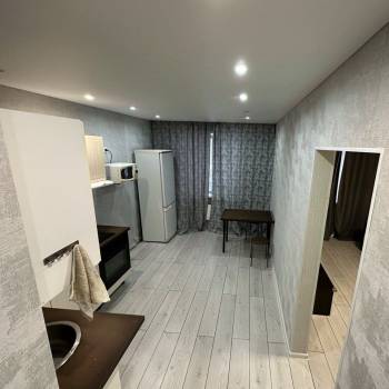 Сдается 1-комнатная квартира, 46 м²