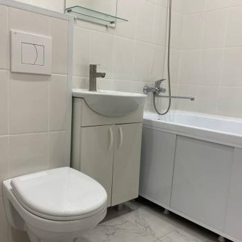 Сдается 1-комнатная квартира, 37 м²