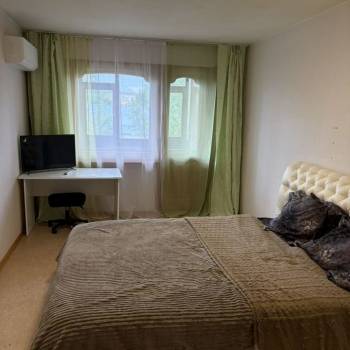 Сдается Многокомнатная квартира, 62,5 м²