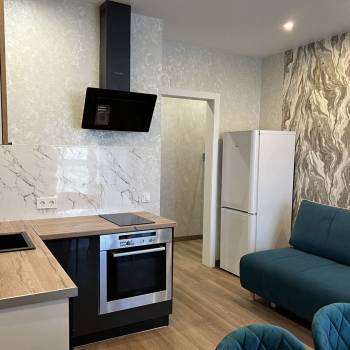 Сдается 1-комнатная квартира, 42 м²