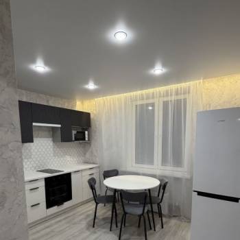 Сдается 2-х комнатная квартира, 70 м²