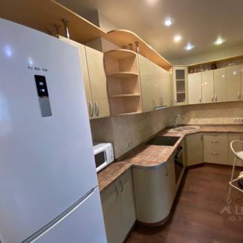 Сдается Многокомнатная квартира, 72 м²