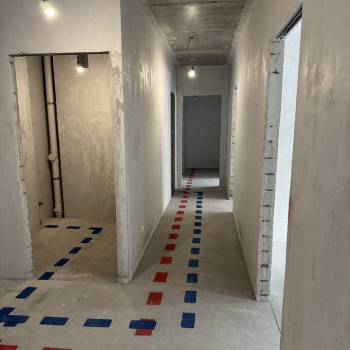 Продается Многокомнатная квартира, 85 м²