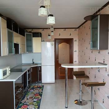 Сдается 1-комнатная квартира, 61,8 м²