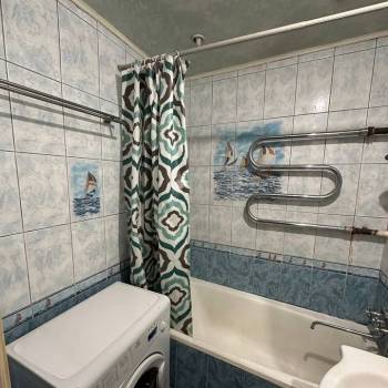 Сдается Многокомнатная квартира, 63 м²