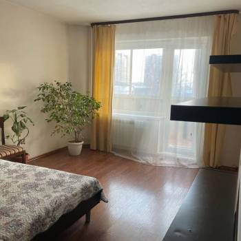 Сдается 1-комнатная квартира, 40 м²