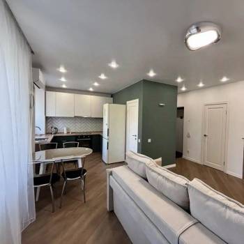Продается 3-х комнатная квартира, 57 м²